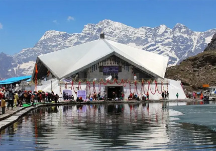 Chandigarh to Hemkunt Sahib – A Sikh Pilgrimage of Faith